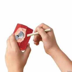 MW Dig It Up! Farm Discoveries -Creative Activities Sales dig it up farm discoveries14094047 a03